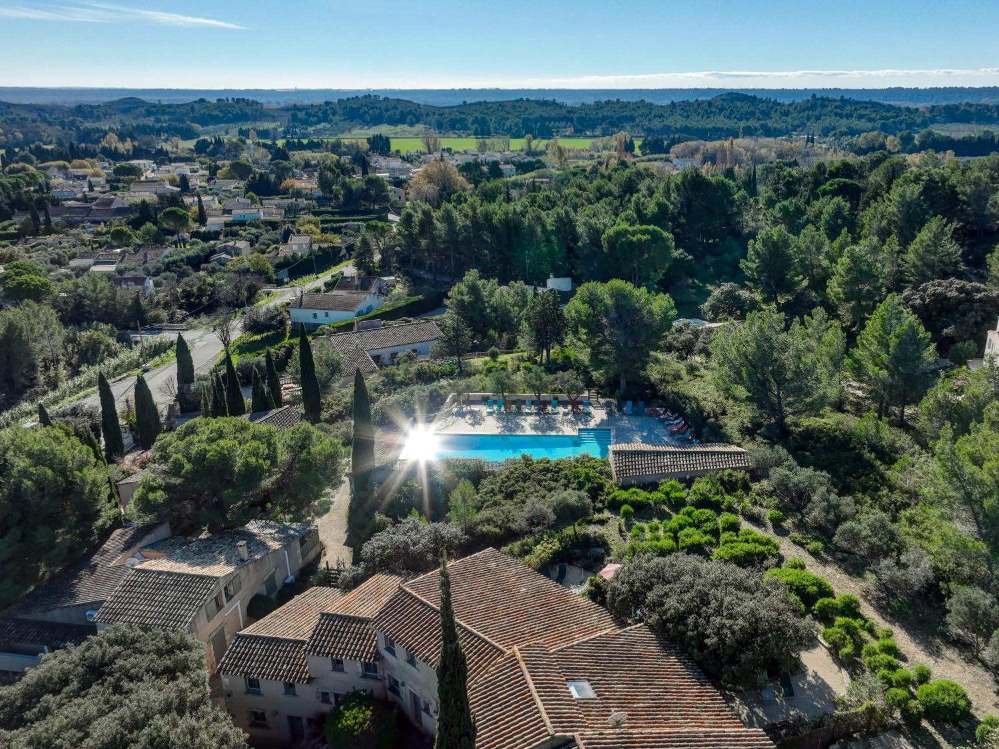 Les Garrigues De La Vallee Des Baux Paradou Eksteriør billede