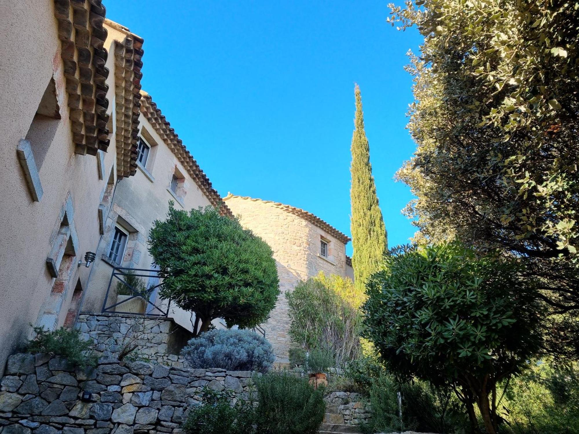 Les Garrigues De La Vallee Des Baux Paradou Eksteriør billede