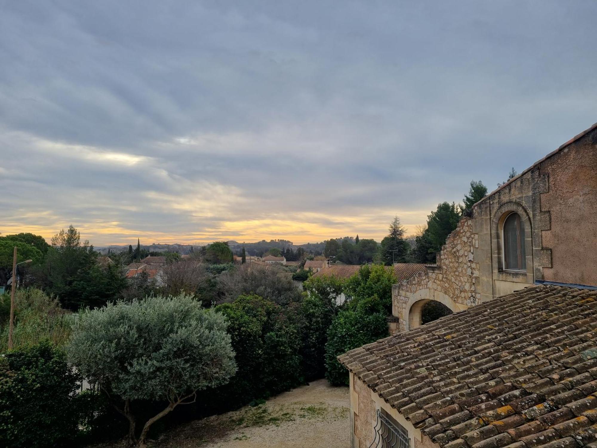 Les Garrigues De La Vallee Des Baux Paradou Eksteriør billede